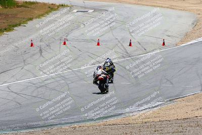 media/Jun-26-2022-CRA (Sun) [[122d0e5426]]/Race 12 (Amateur 1000 Superbike)/Turn 2/